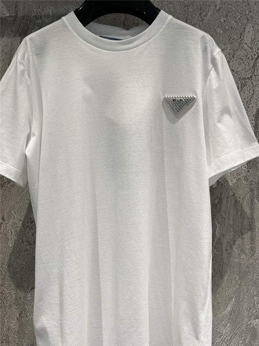 pra*a D1am0nd triangle logo t shirt