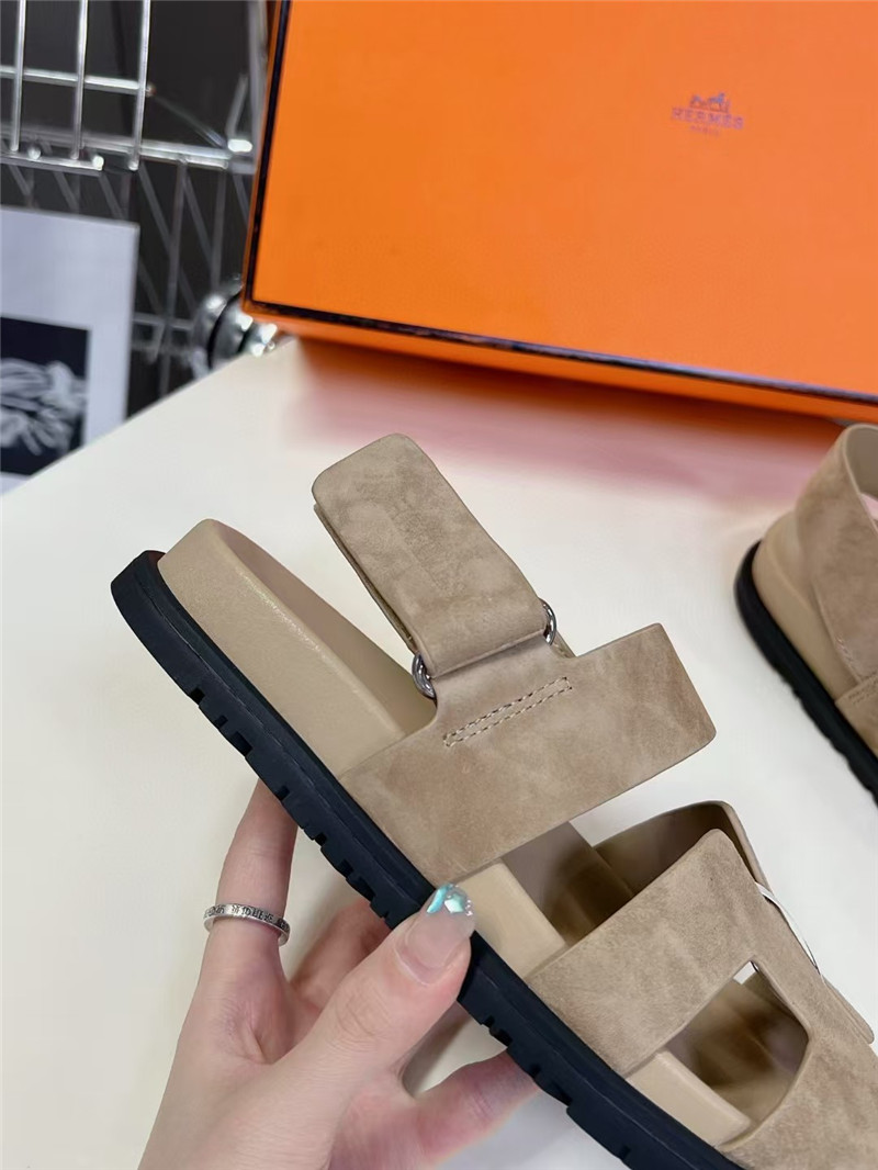 H**me5 chypre sandal beige suede calfskin