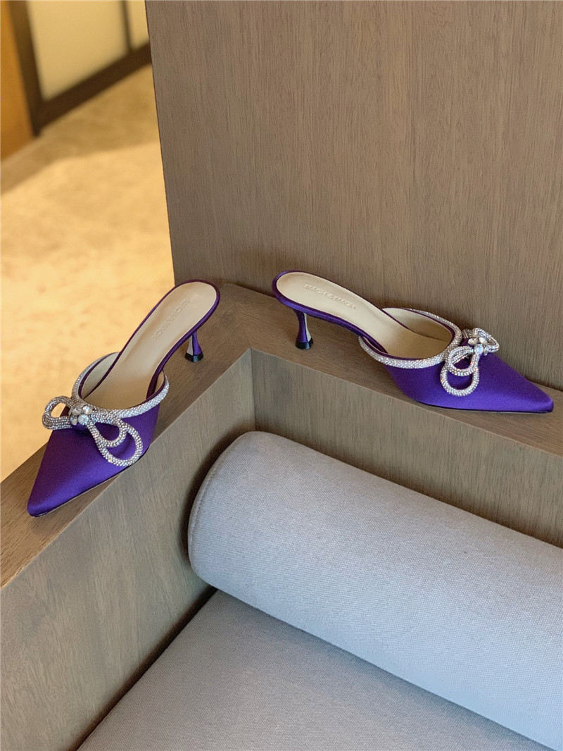 &  Rhinestone bow half drag high heels