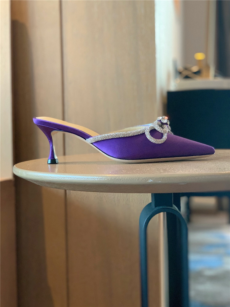 &  Rhinestone bow half drag high heels