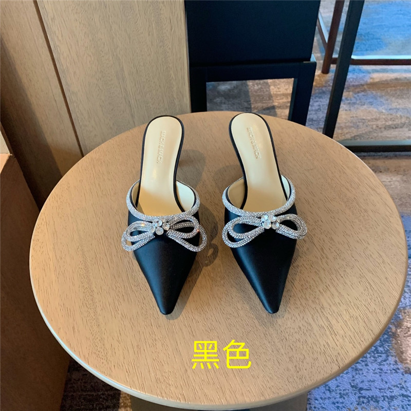 &  Rhinestone bow half drag high heels