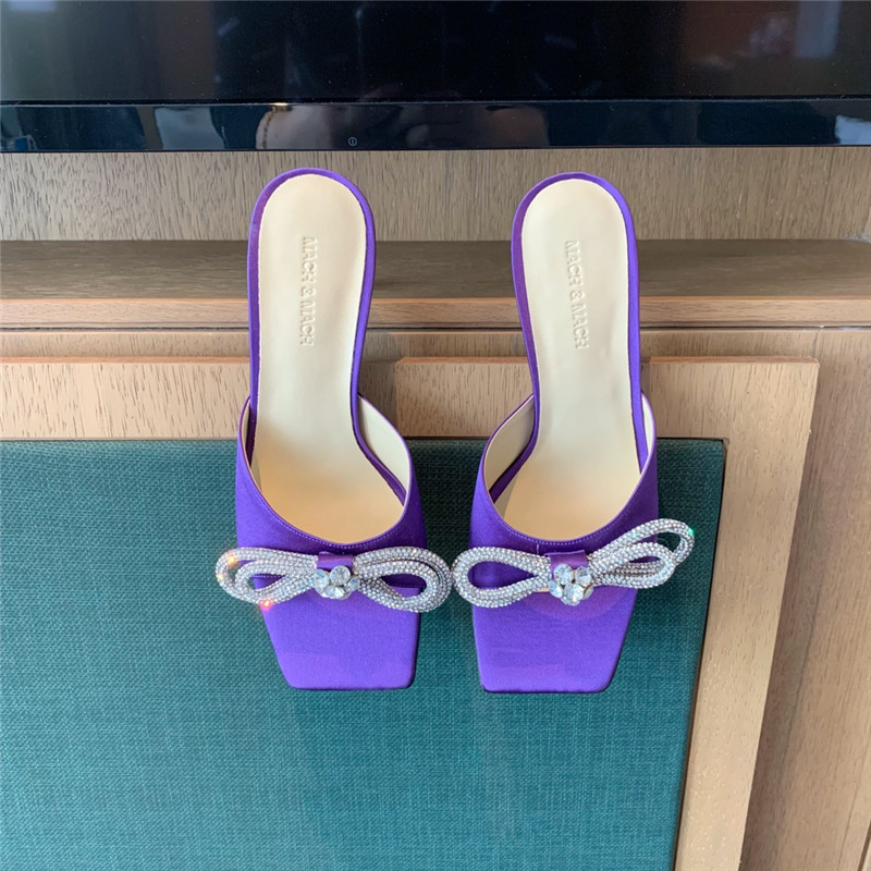&  Rhinestone bow high-heeled slippers