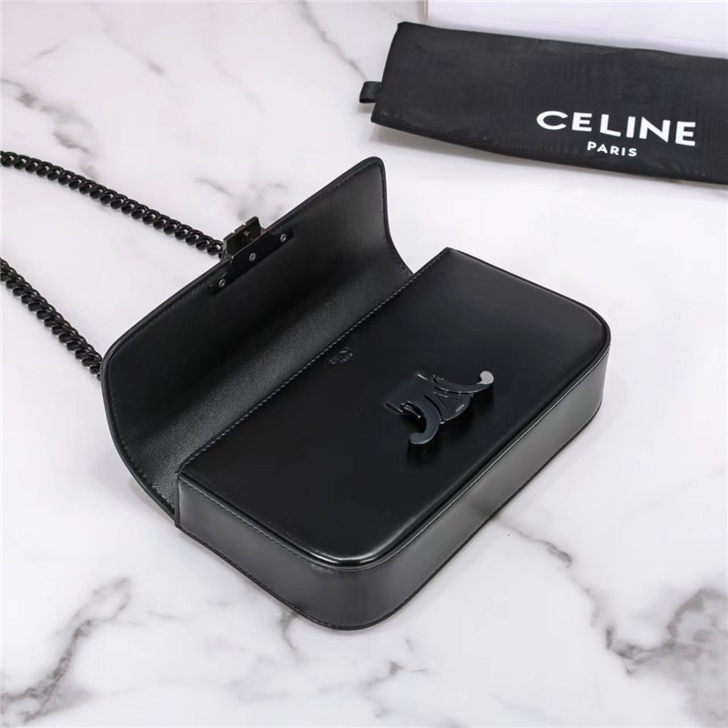 Ce1i*e triomphe shoulder bag in shiny calfskin