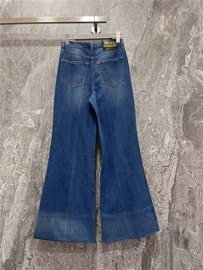 Gvc*1 high waist embroidered logo jeans