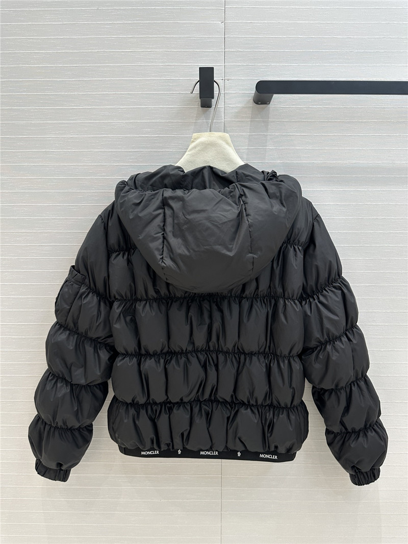 Moncler Medonte Short Down Jacket