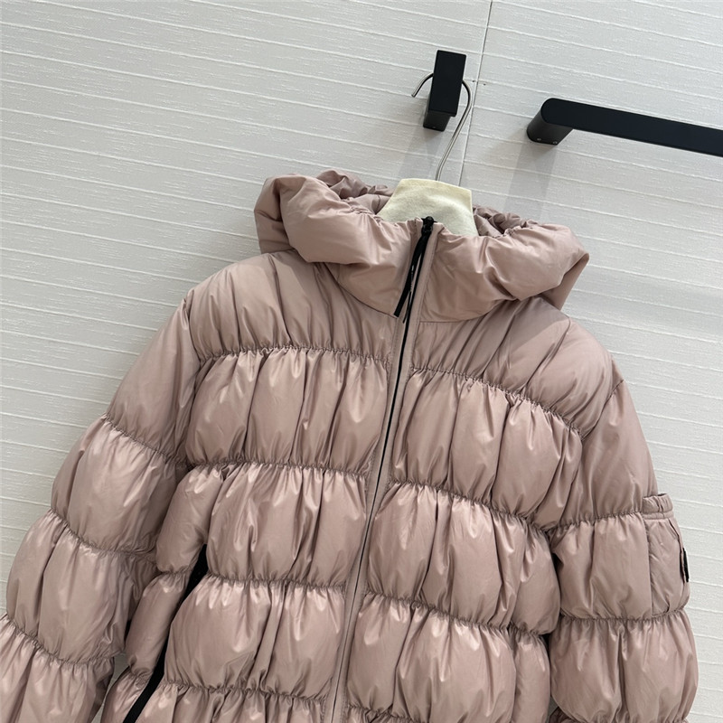 Moncler Medonte Short Down Jacket