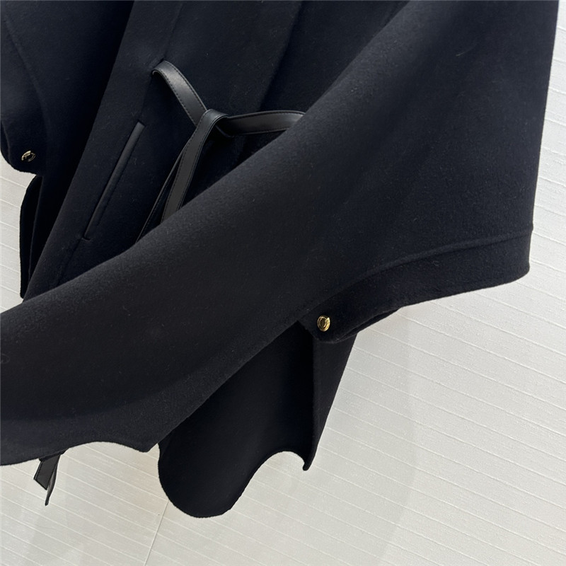L0r0 P1ana cashmere cape coat