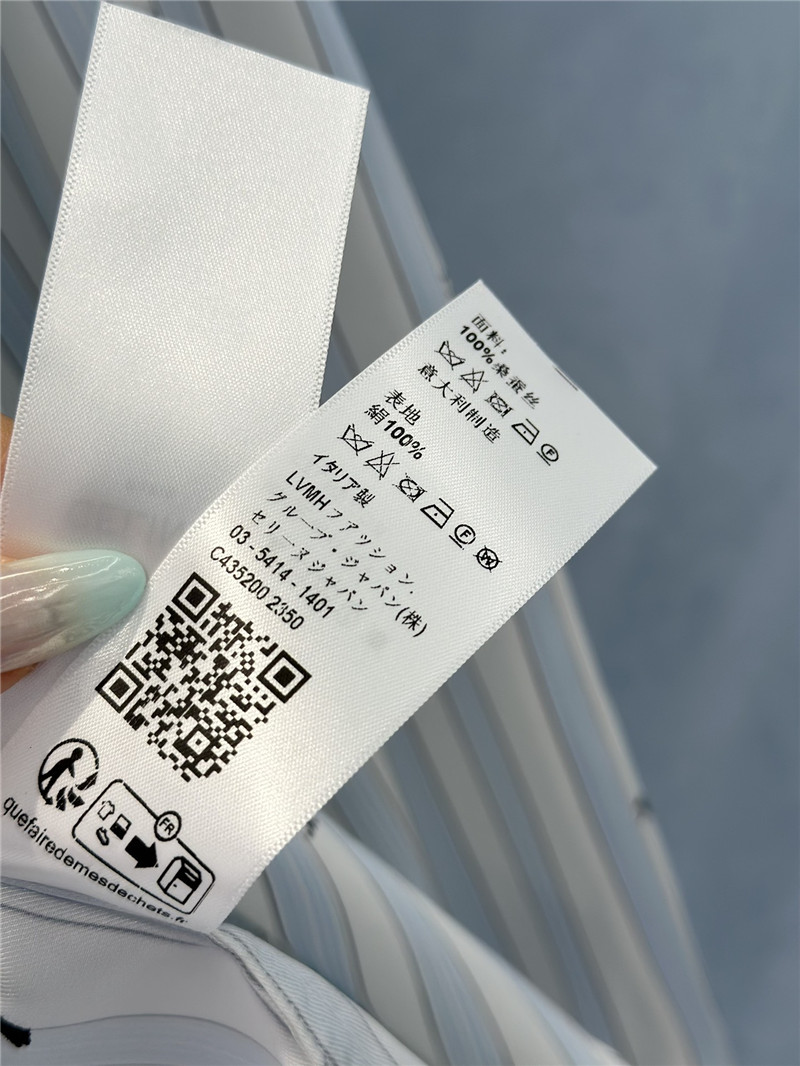 Ce1i*e logo striped arc de triomphe tie shirt