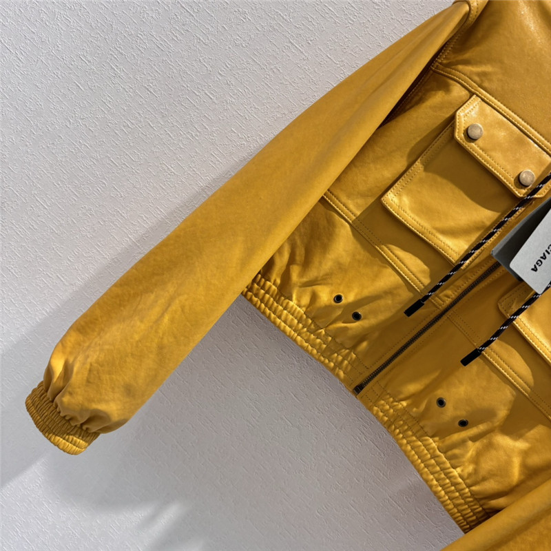 Ba1en*iaga hooded cropped sheepskin jacket