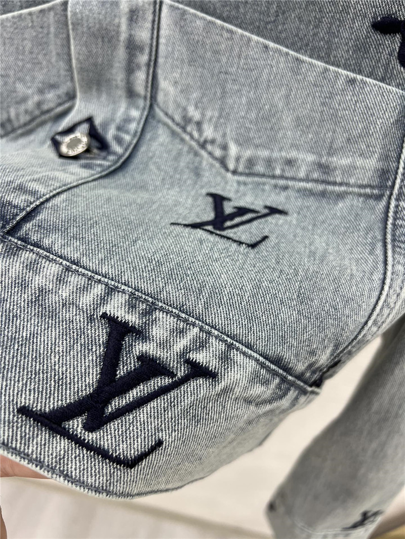 l0vis Vvtt0n lv logo embroidered denim jacket