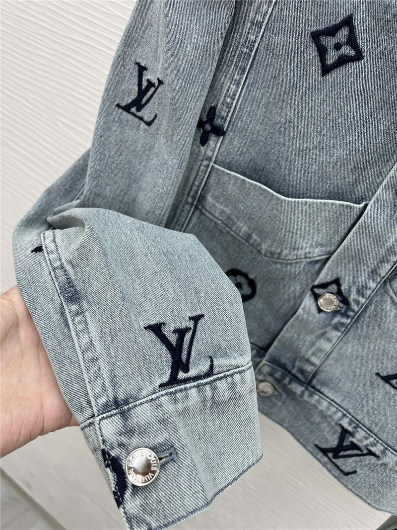 l0vis Vvtt0n lv logo embroidered denim jacket