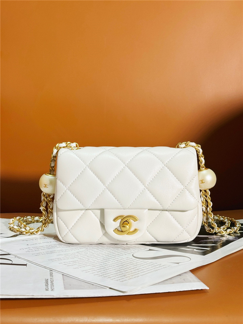 Ch**el pearl white classic cf bag small