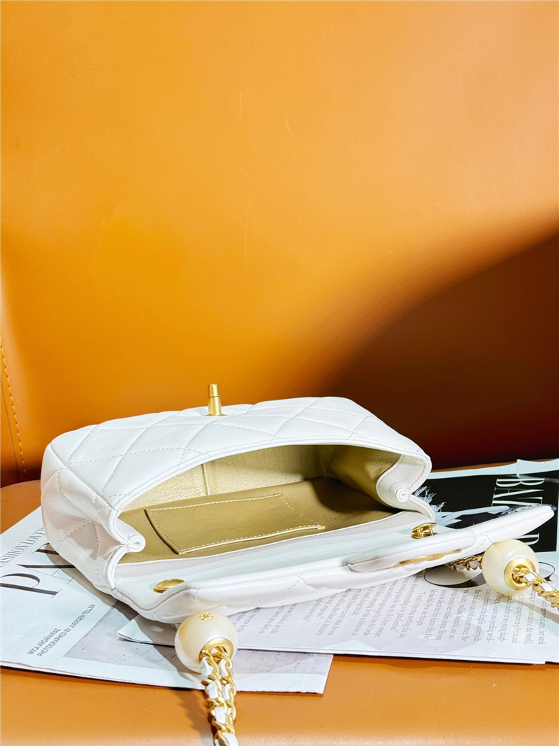 Ch**el classic pearl white cf bag