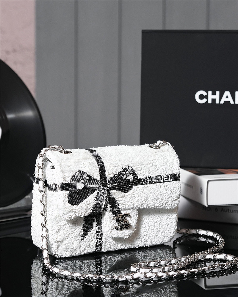 Ch**el bow sequin cf bag