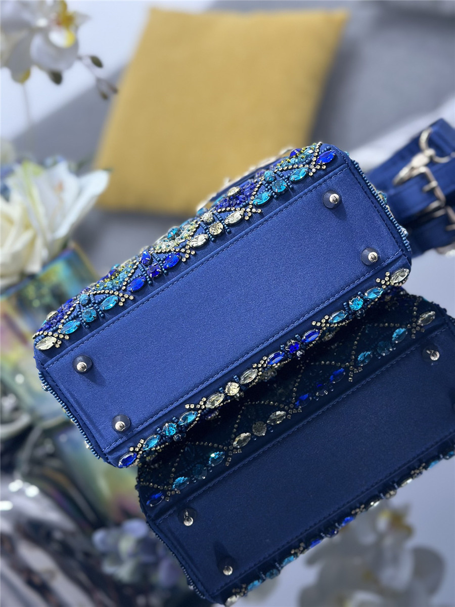 d10r embroidered blue D1am0nd bag