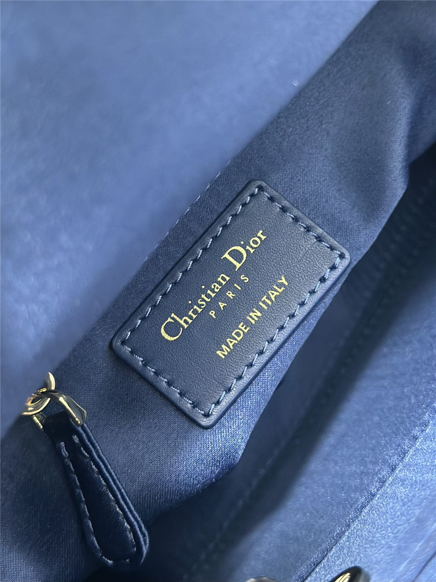 d10r embroidered blue D1am0nd bag