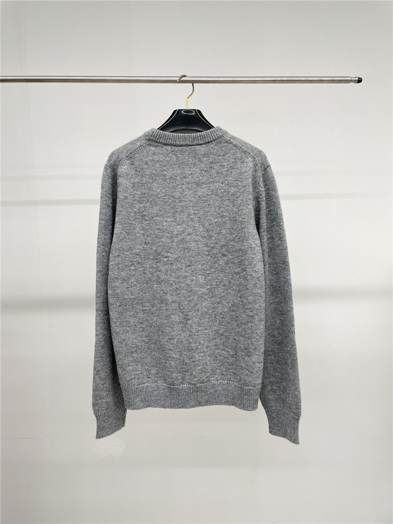 Gvc*1 jacquard lettering sweater
