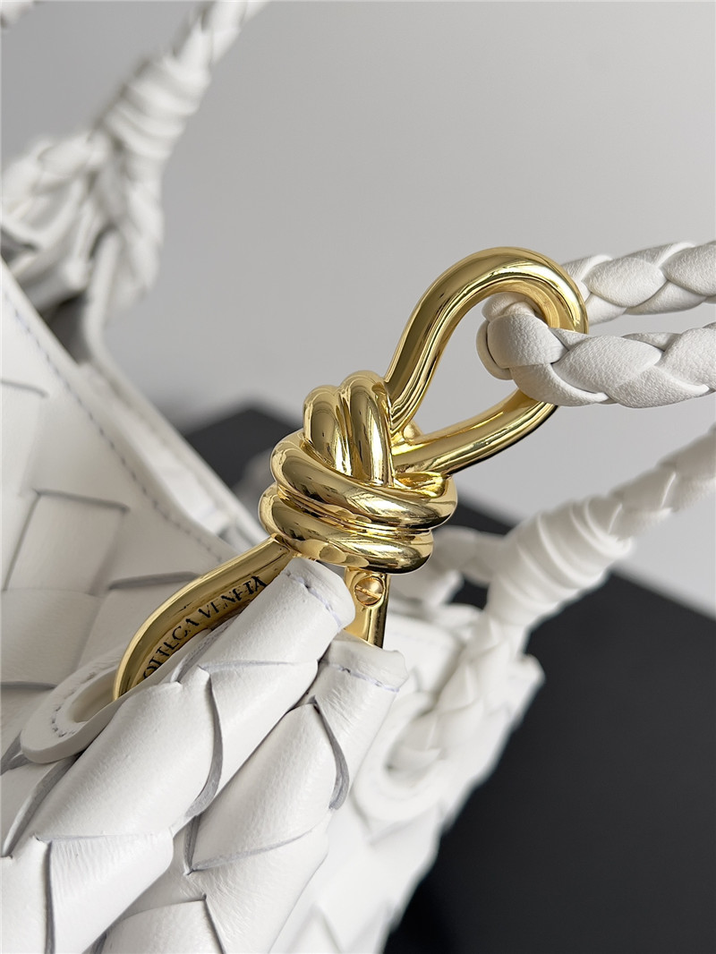 b0tt*ga Ven*ta small andiamo parachute bag