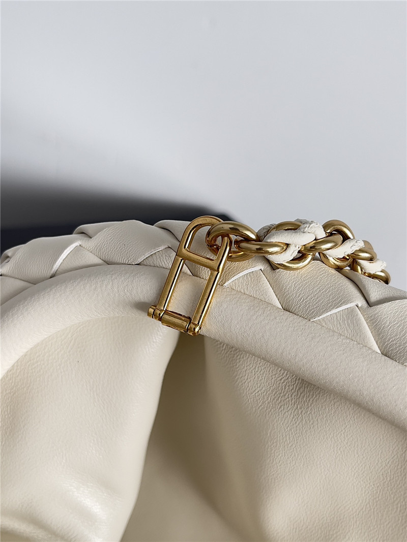 b0tt*ga Ven*ta lauren clutch