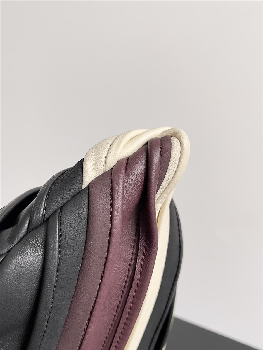 b0tt*ga Ven*ta hop large leather tote bag