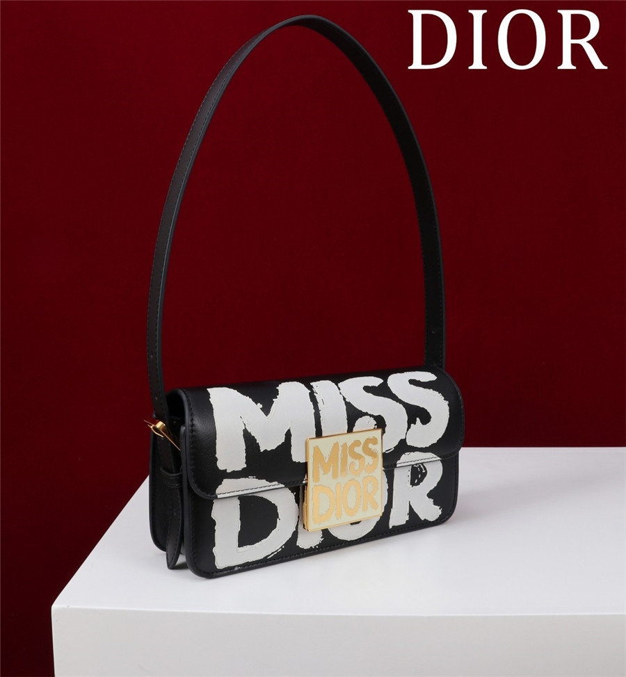 miss D10r flap bag [261025]