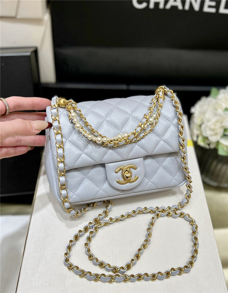 Ch**el blue logo pearl chain bag small