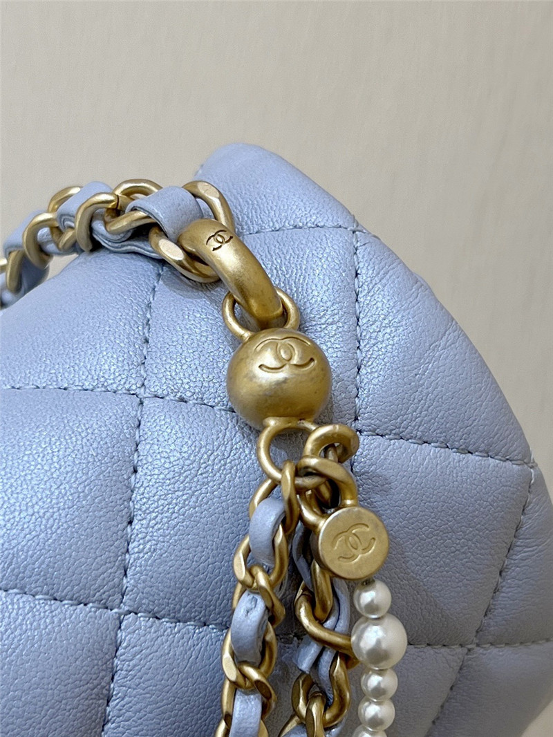 Ch**el blue logo pearl chain bag small