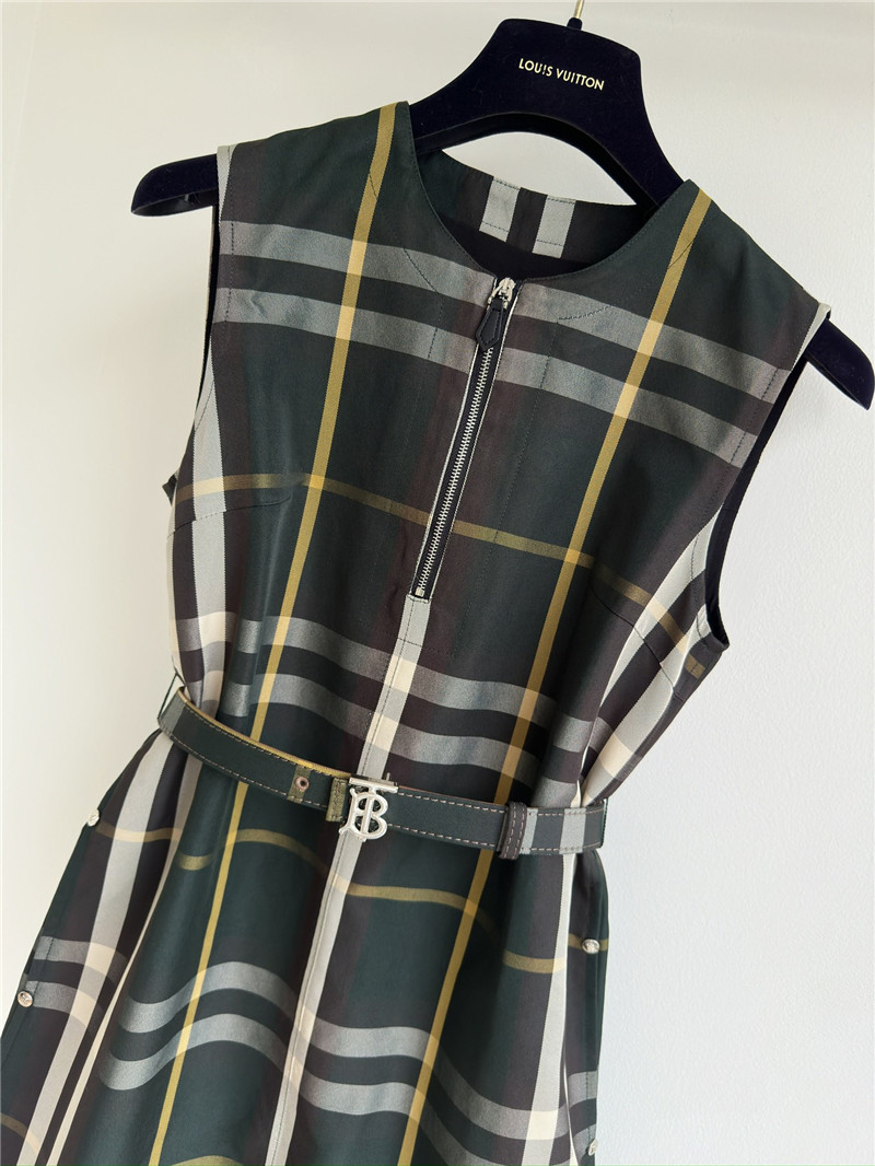 Burberry Ink Green Check Sleeveless Vest Skirt