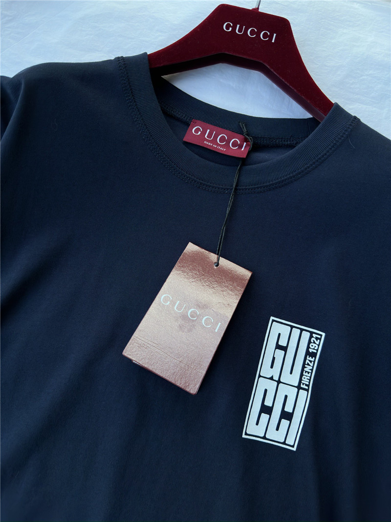 Gvc*1 classic monogrammed short sleeve t-shirt
