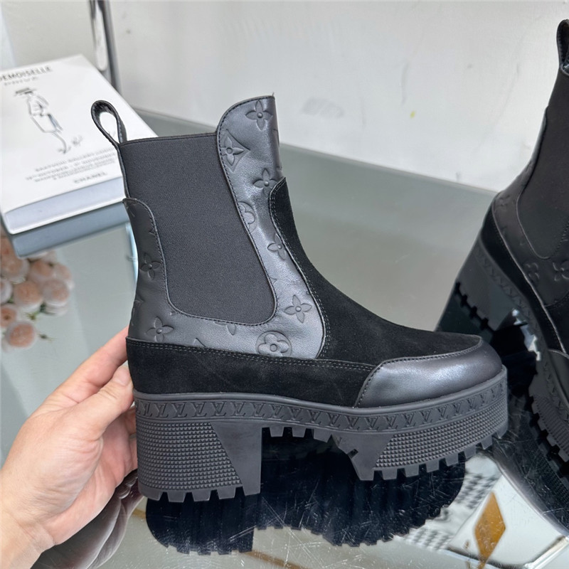 l0vis Vvtt0n suede laureate platform boot black