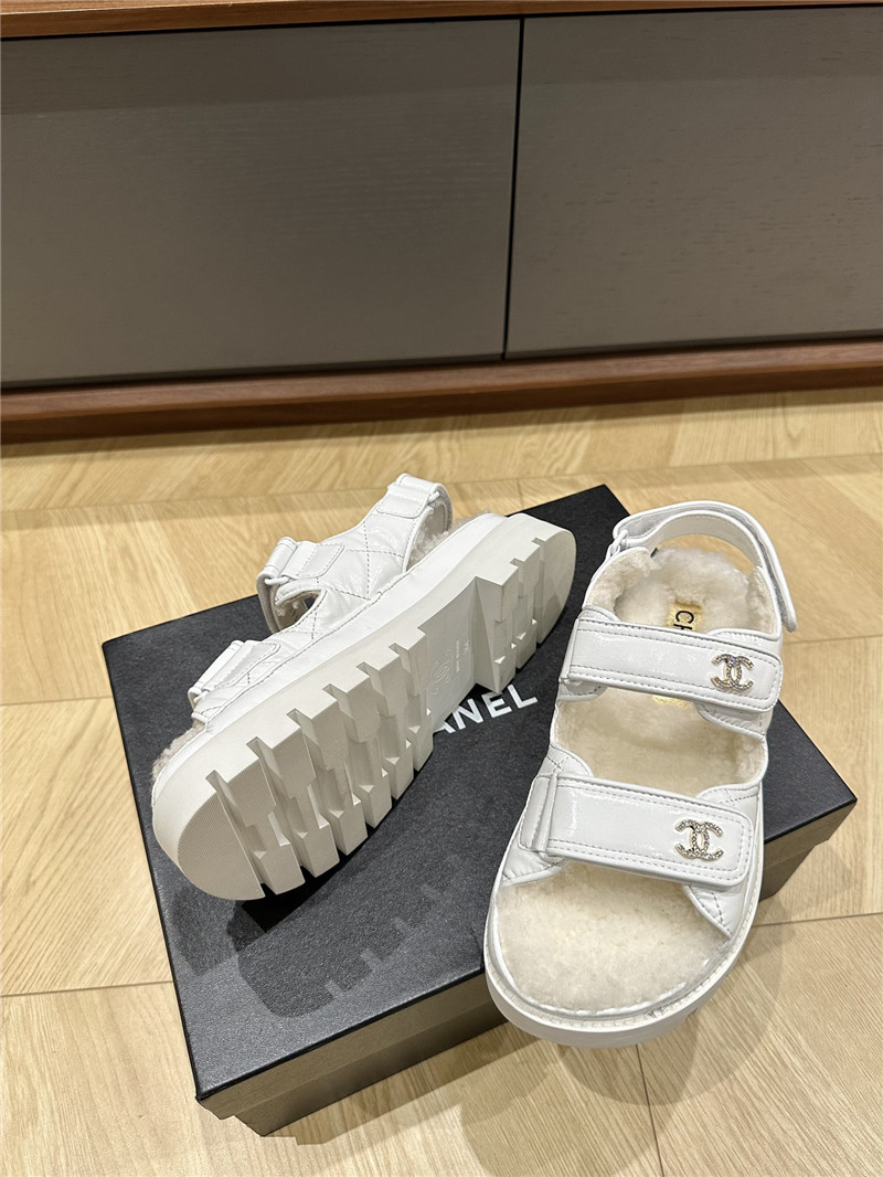 Ch**el new wool beach sandals