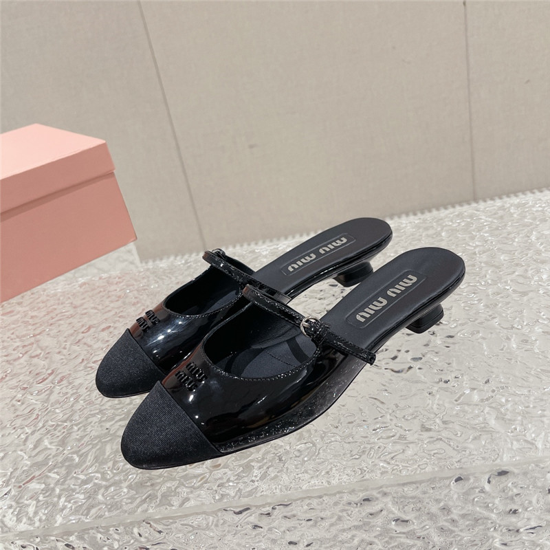 miumiu new half slippers