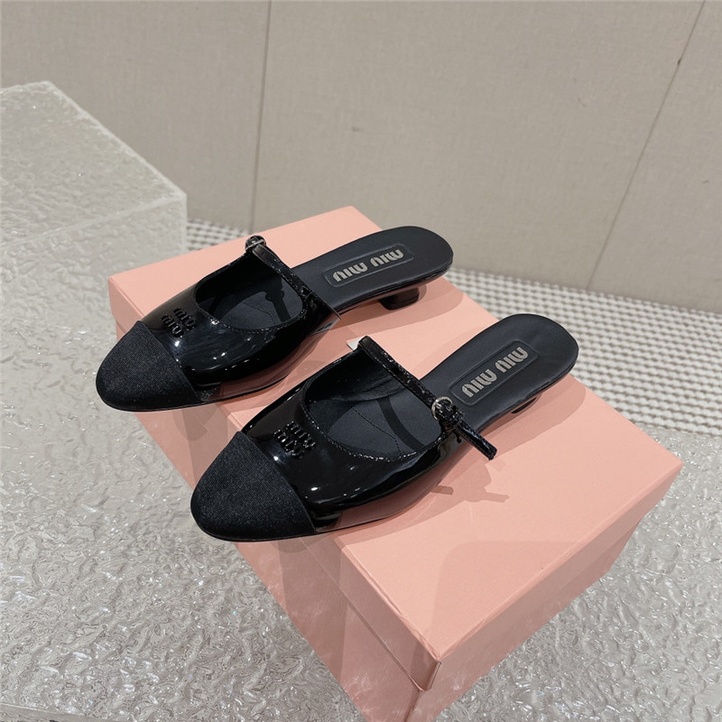 miumiu new half slippers
