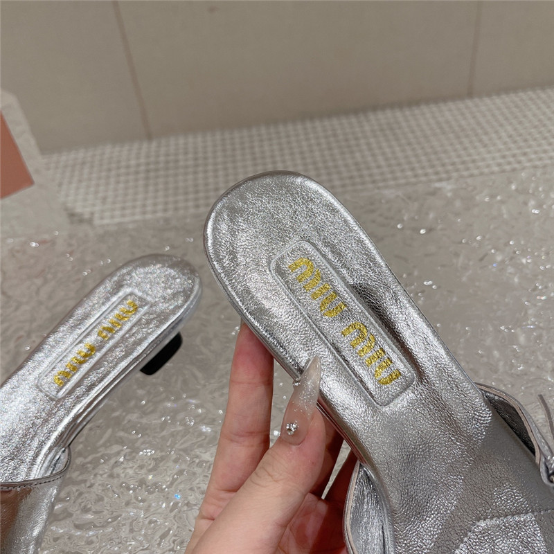 M1um1u new half slippers