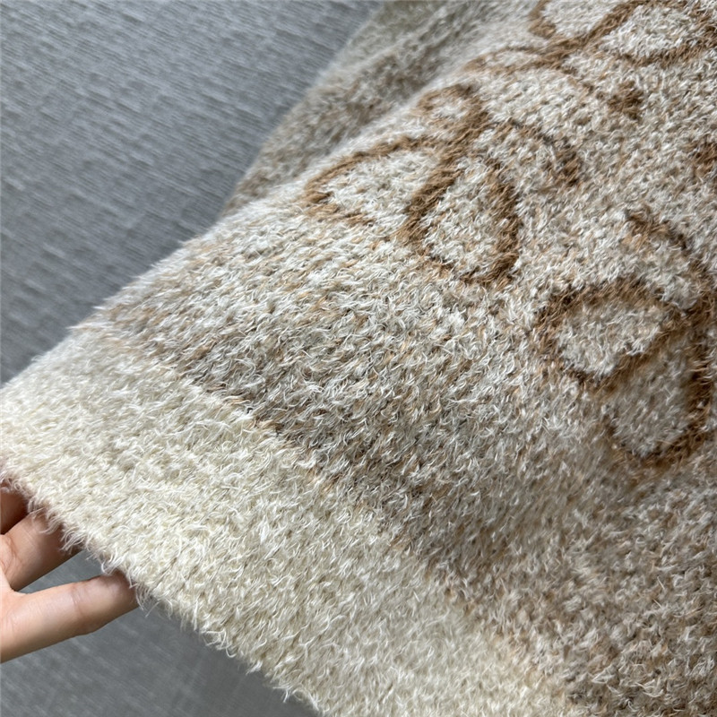 L0ew* women’s plush vest