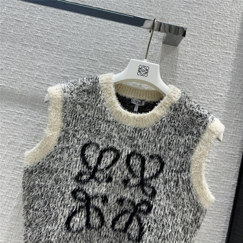 L0ew* women’s black plush vest