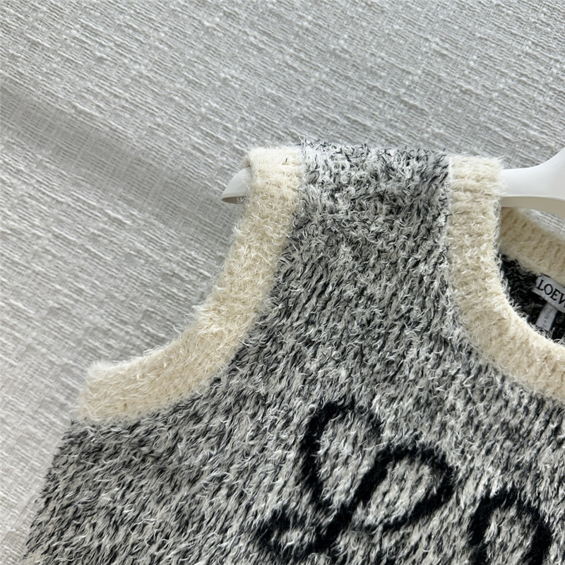 L0ew* women’s black plush vest