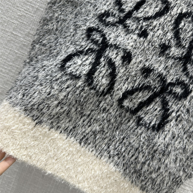 L0ew* women’s black plush vest