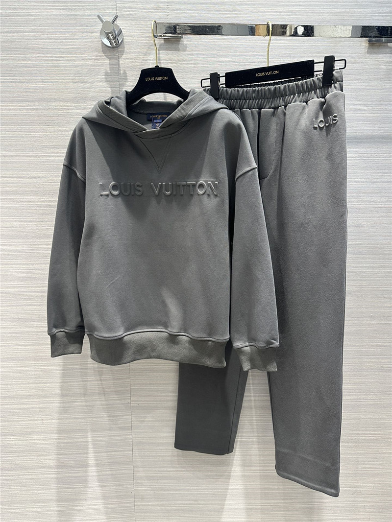 Louis Vuitton LV Sports Sweatshirt Suit in Grey