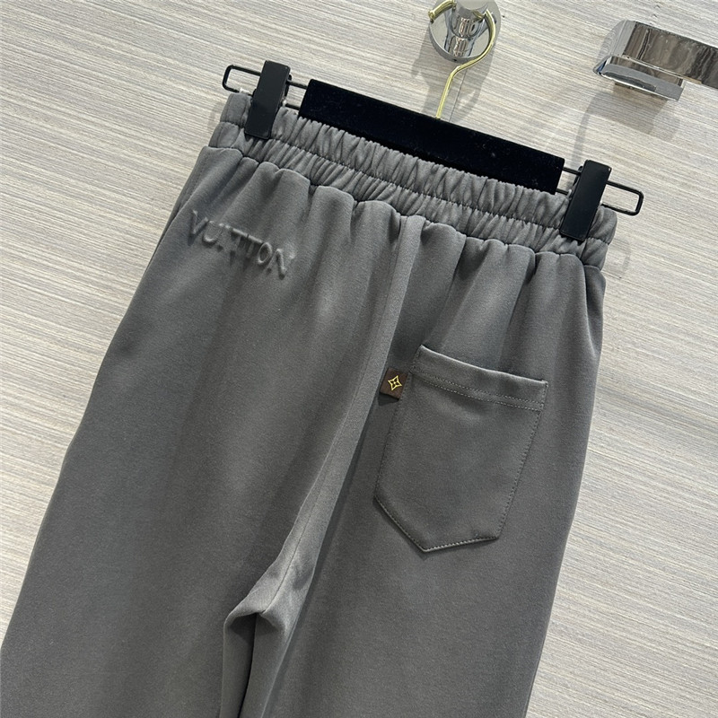 l0vis Vvtt0n lv sports sweatshirt suit in grey