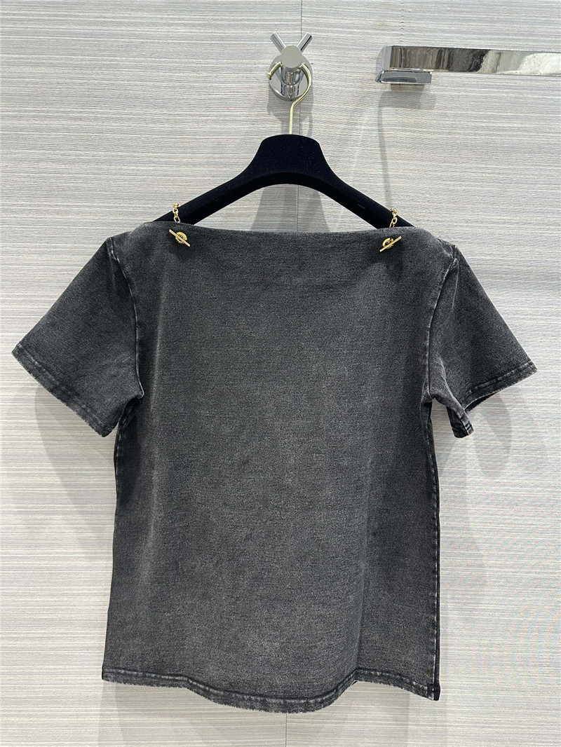 l0vis Vvtt0n lv metal lock strap boat neck t-shirt