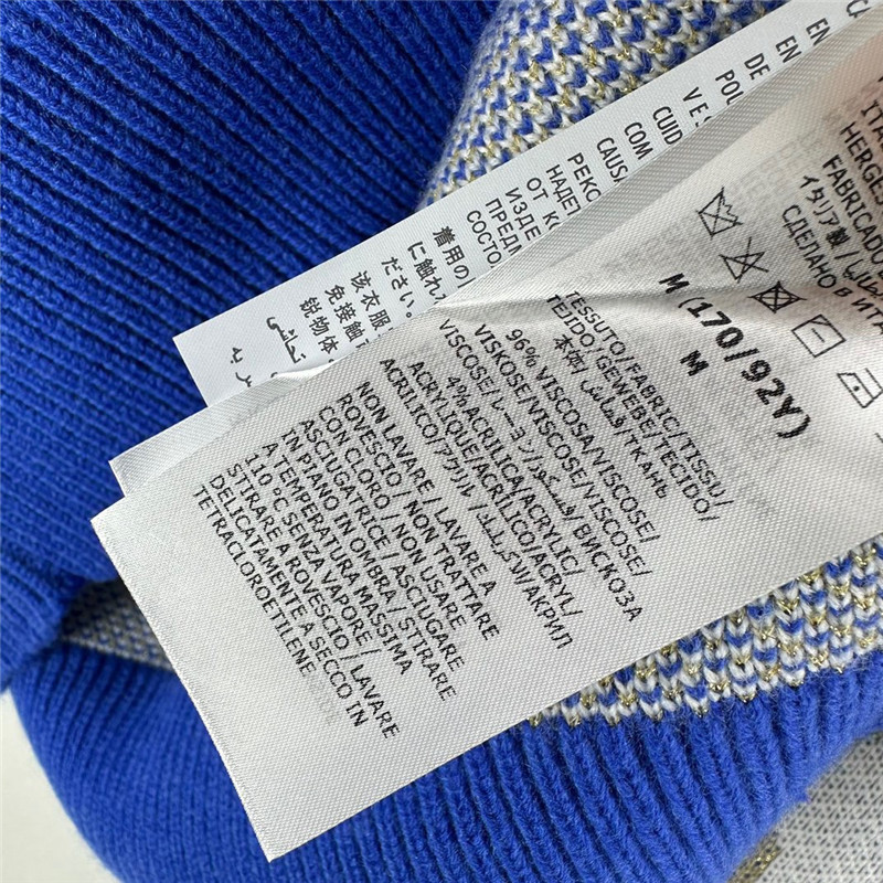 Gvc*1 logo gold silk sweater