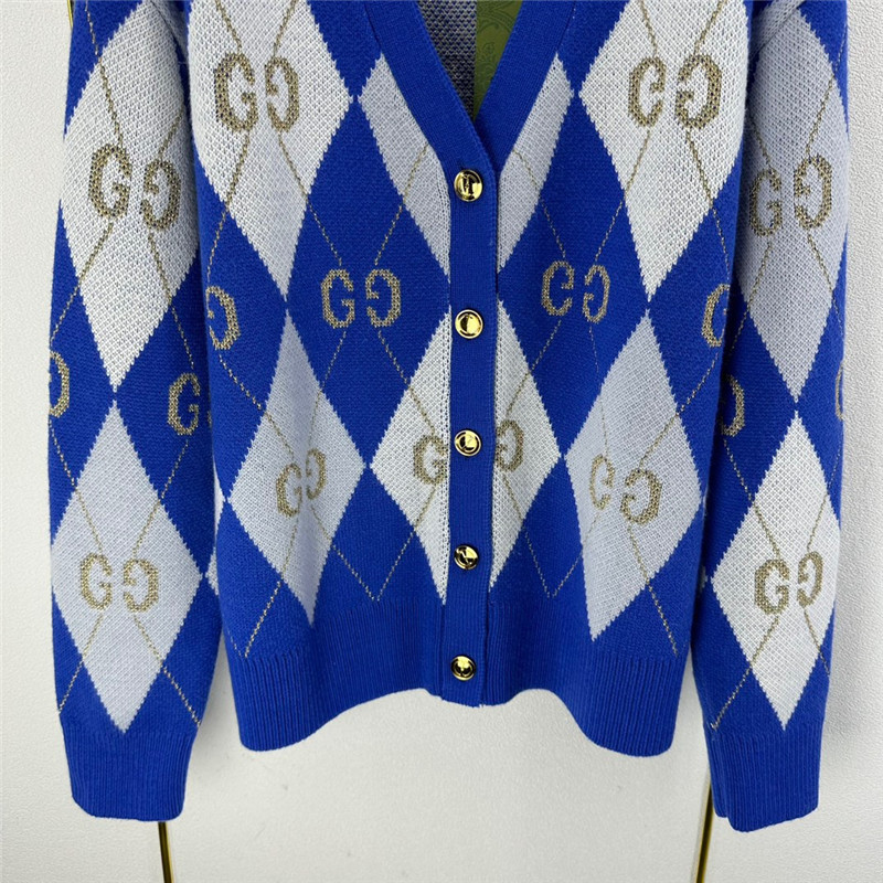 Gvc*1 gold cardigan sweater