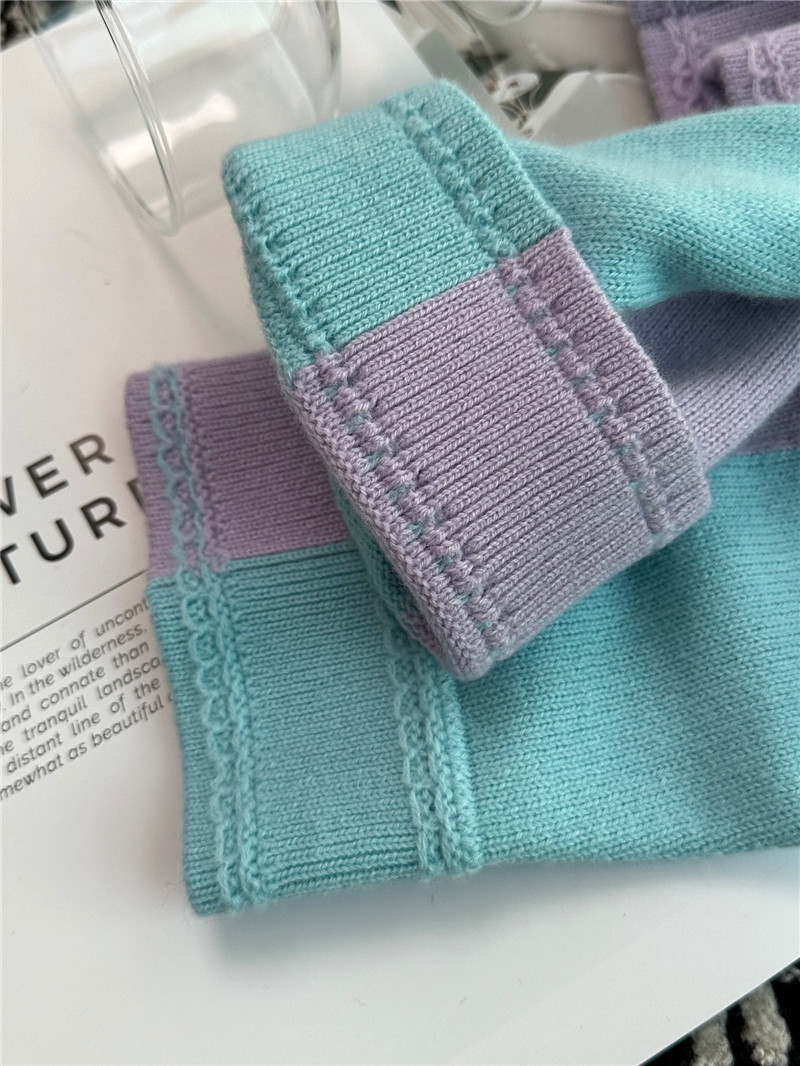 Ch**el color block pullover logo sweater