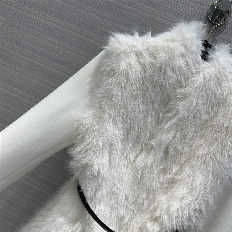 D10r classic waisted furry suit