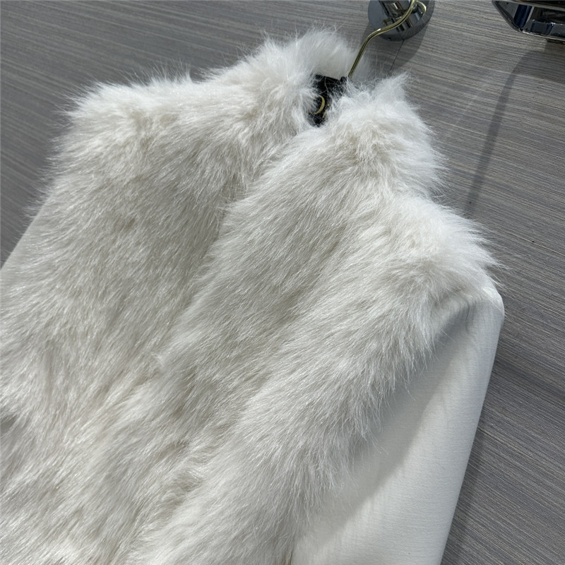 D10r classic waisted furry suit