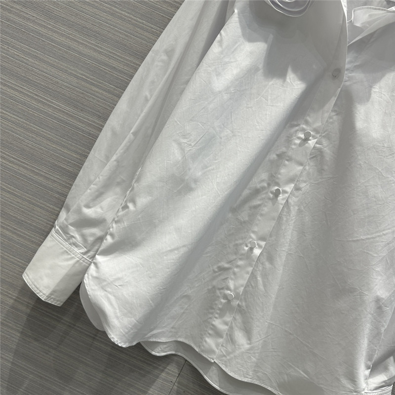 Va1e*ntin0 early spring new white rose shirt