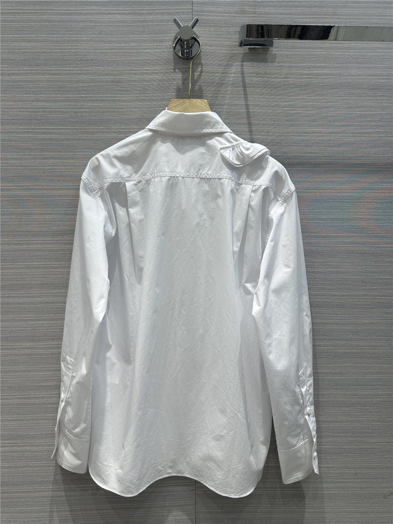 Va1e*ntin0 early spring new white rose shirt