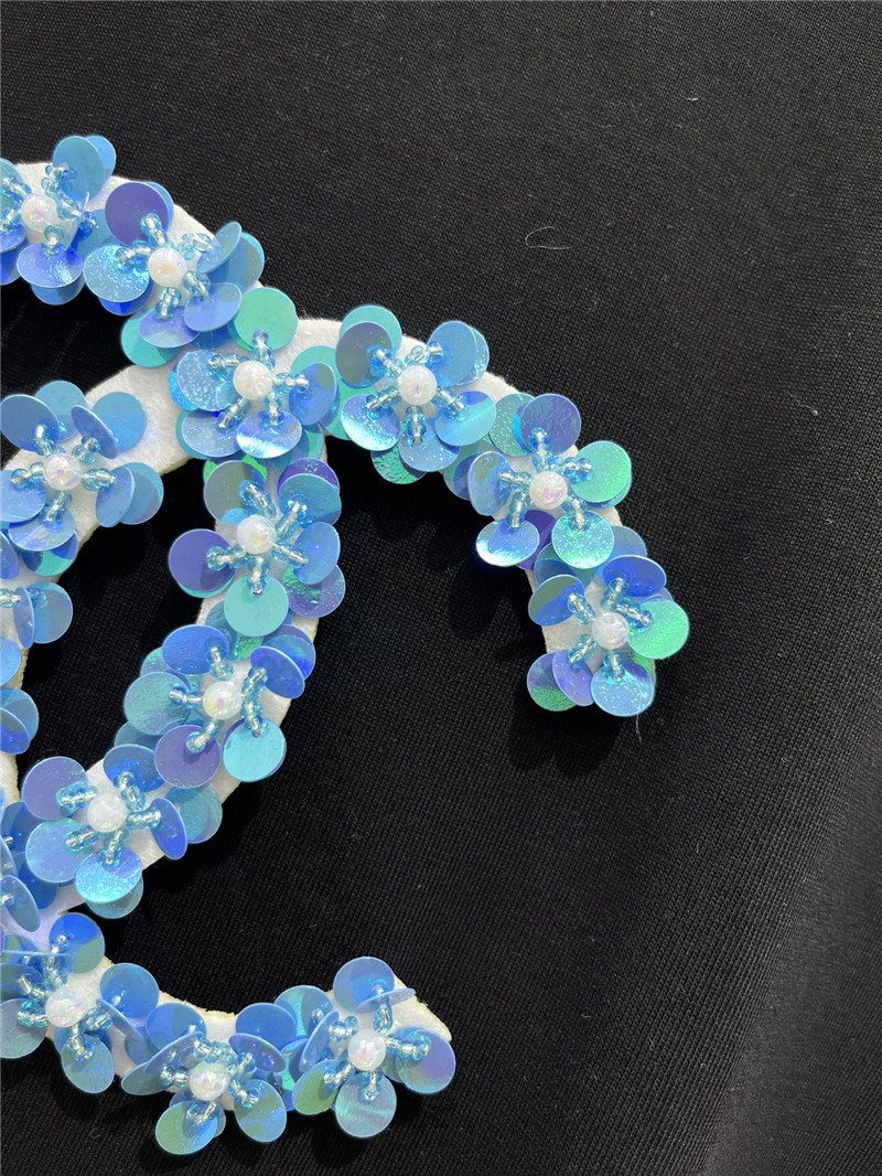 Ch**el versatile loose short-sleeved t-shirt.