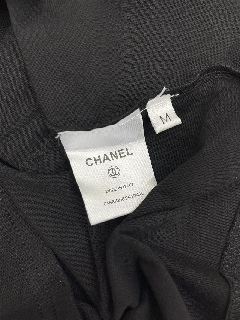 Ch**el versatile loose short-sleeved t-shirt.